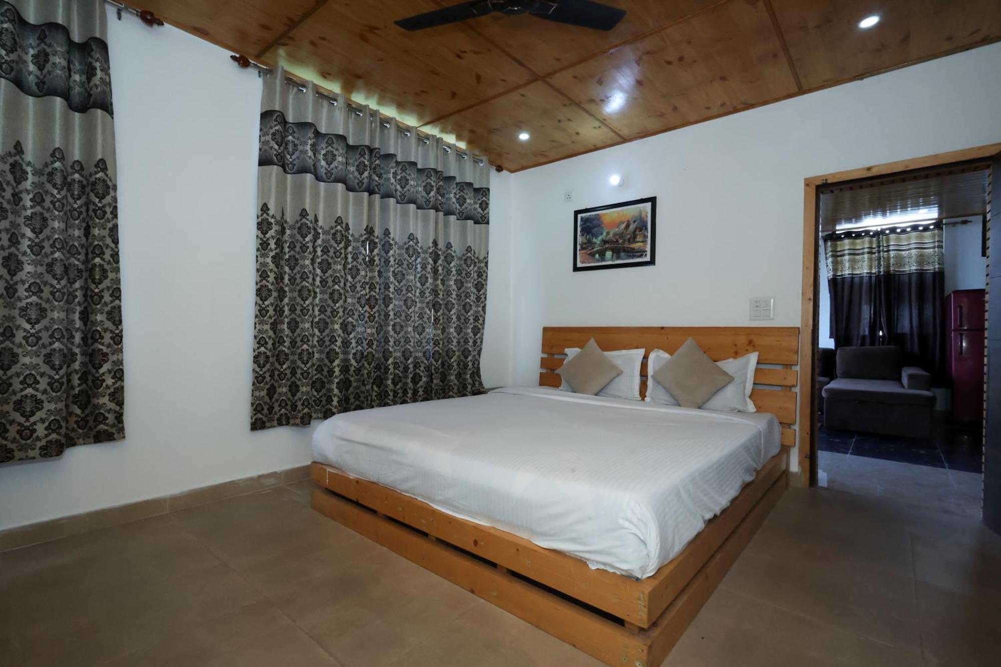 Апартаменты Cozy Heavenn 2Bhk I Kasauli I Mountain View 93O68I282O Экстерьер фото