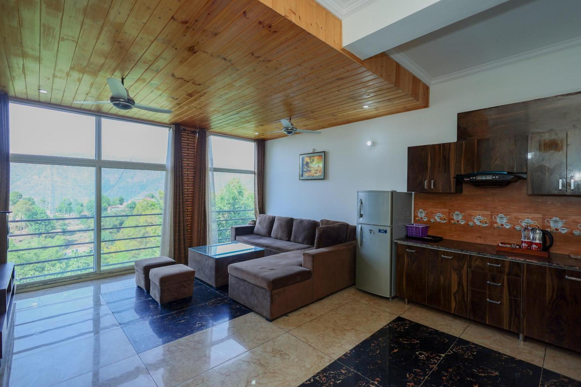 Апартаменты Cozy Heavenn 2Bhk I Kasauli I Mountain View 93O68I282O Экстерьер фото