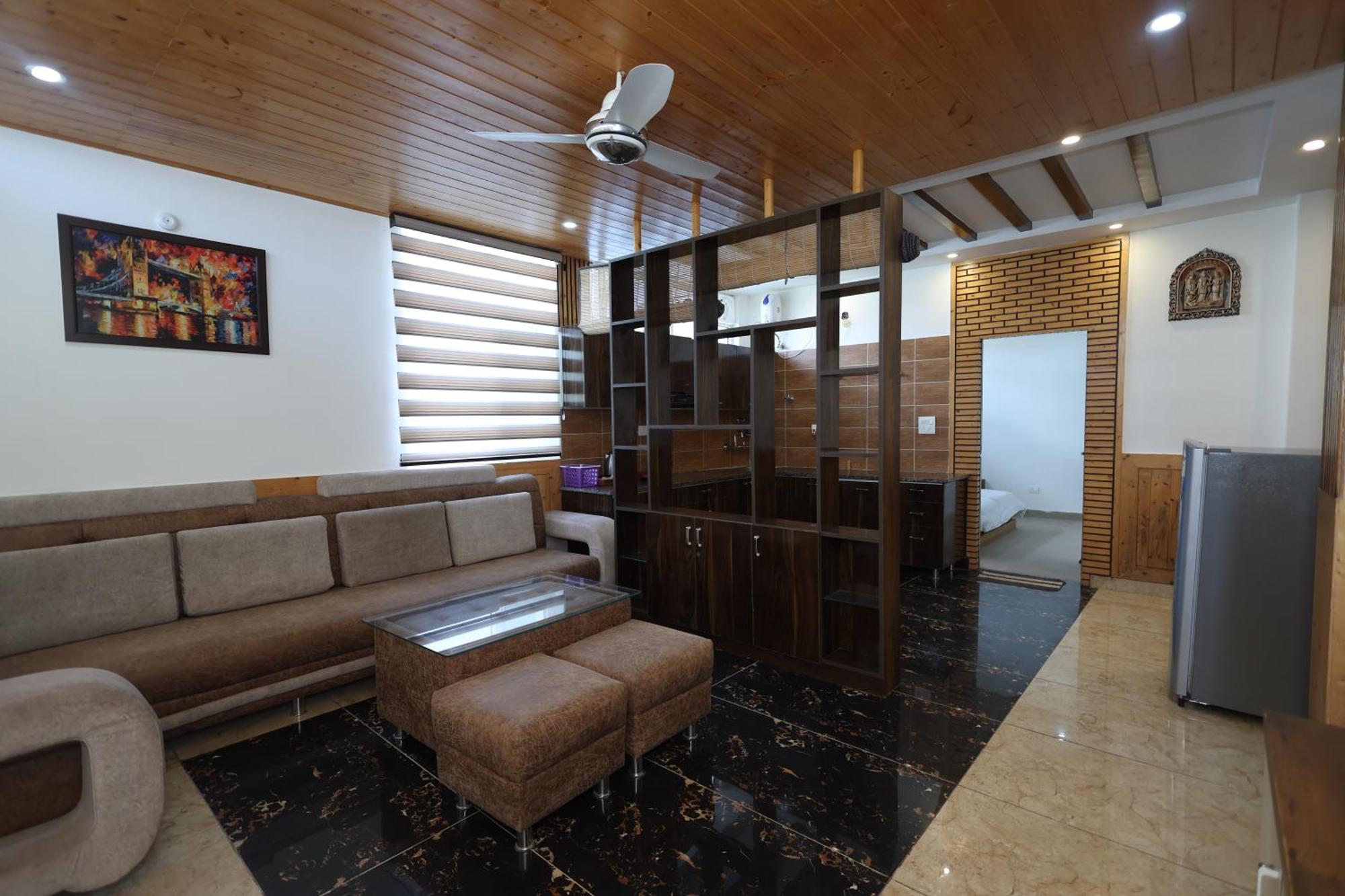 Апартаменты Cozy Heavenn 2Bhk I Kasauli I Mountain View 93O68I282O Экстерьер фото
