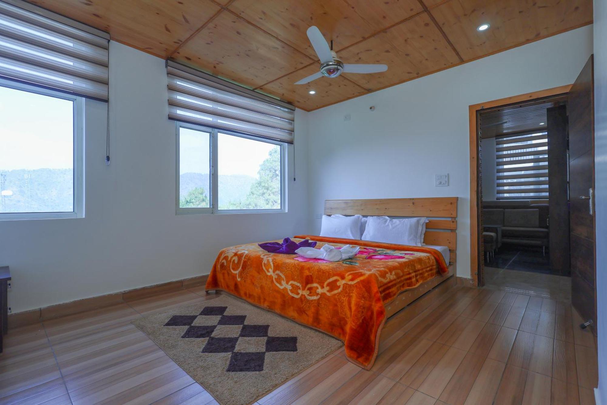 Апартаменты Cozy Heavenn 2Bhk I Kasauli I Mountain View 93O68I282O Экстерьер фото